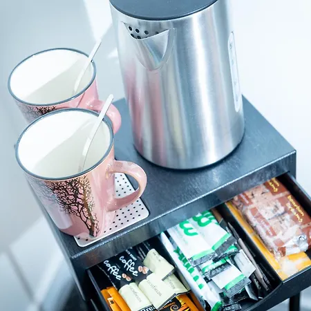 Kings Arms - Luxury Double - Waterfall Shower - Self Check In Pensionat Whitehaven