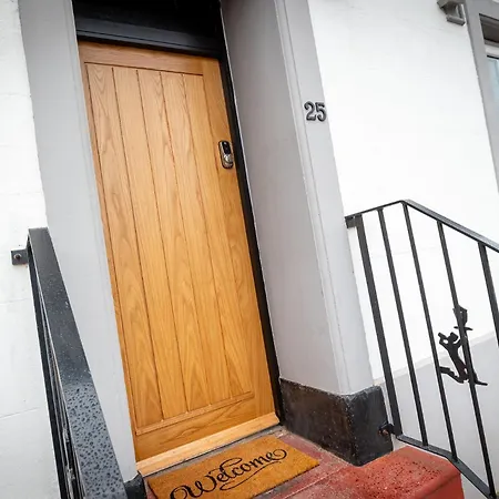 Casa de hóspedes Kings Arms - Luxury Double - Waterfall Shower - Self Check In Whitehaven